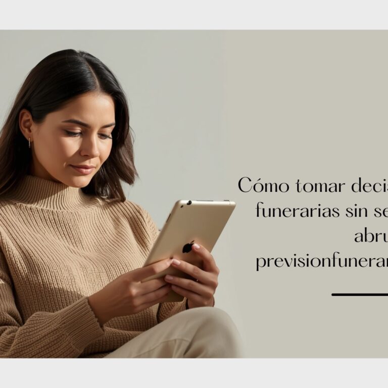 mujer leyendo un artículo
